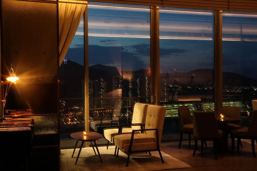 Отель Courtyard By Marriott Hong Kong Sha Tin