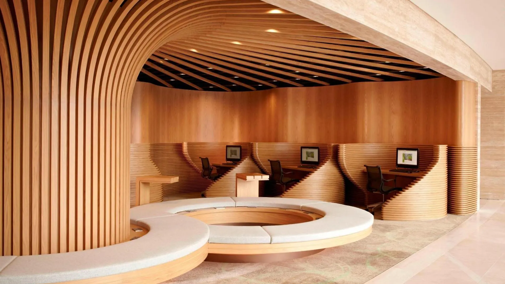 Отель Courtyard By Marriott Hong Kong Sha Tin 4*,
