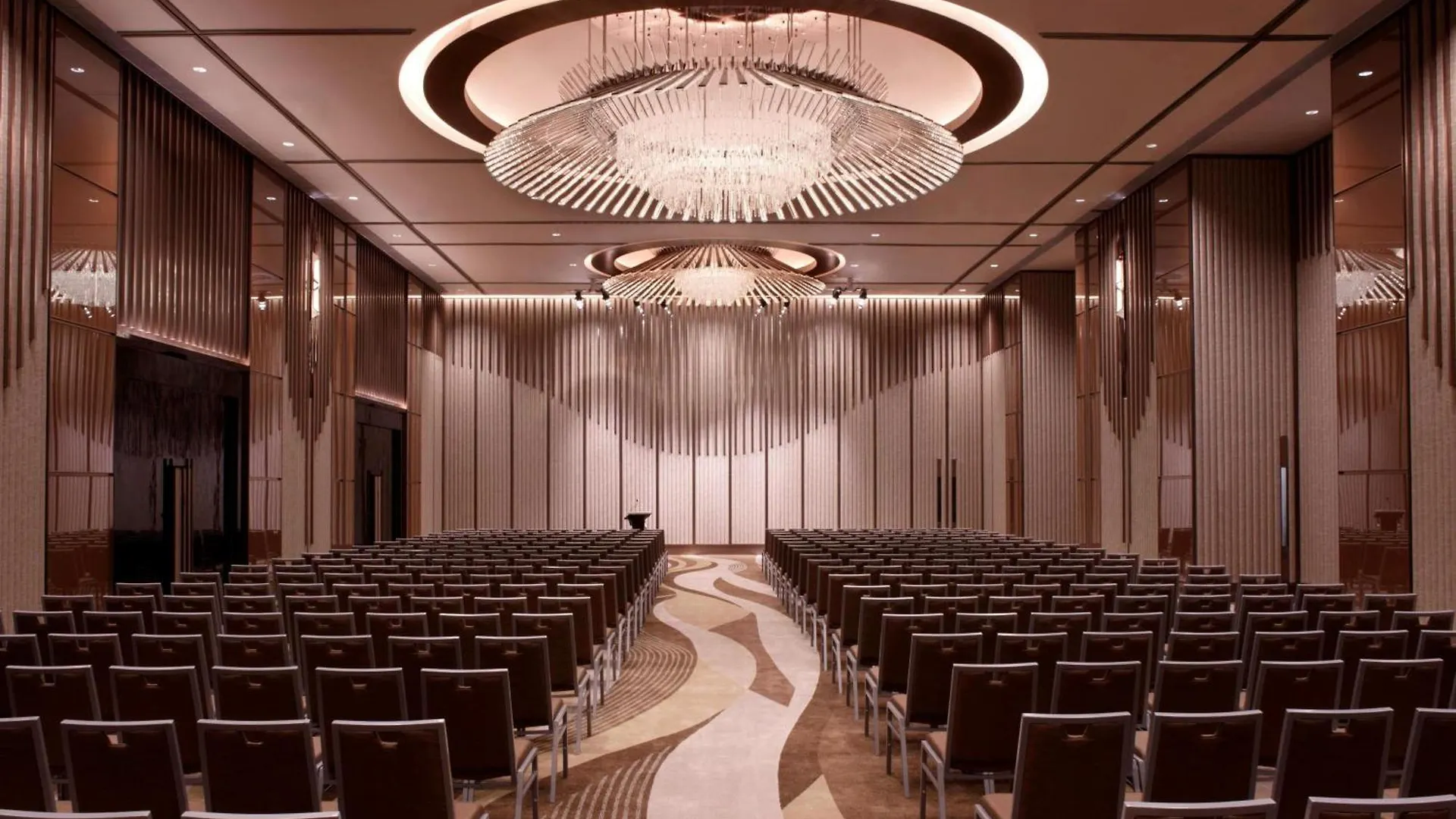 Отель Courtyard By Marriott Hong Kong Sha Tin