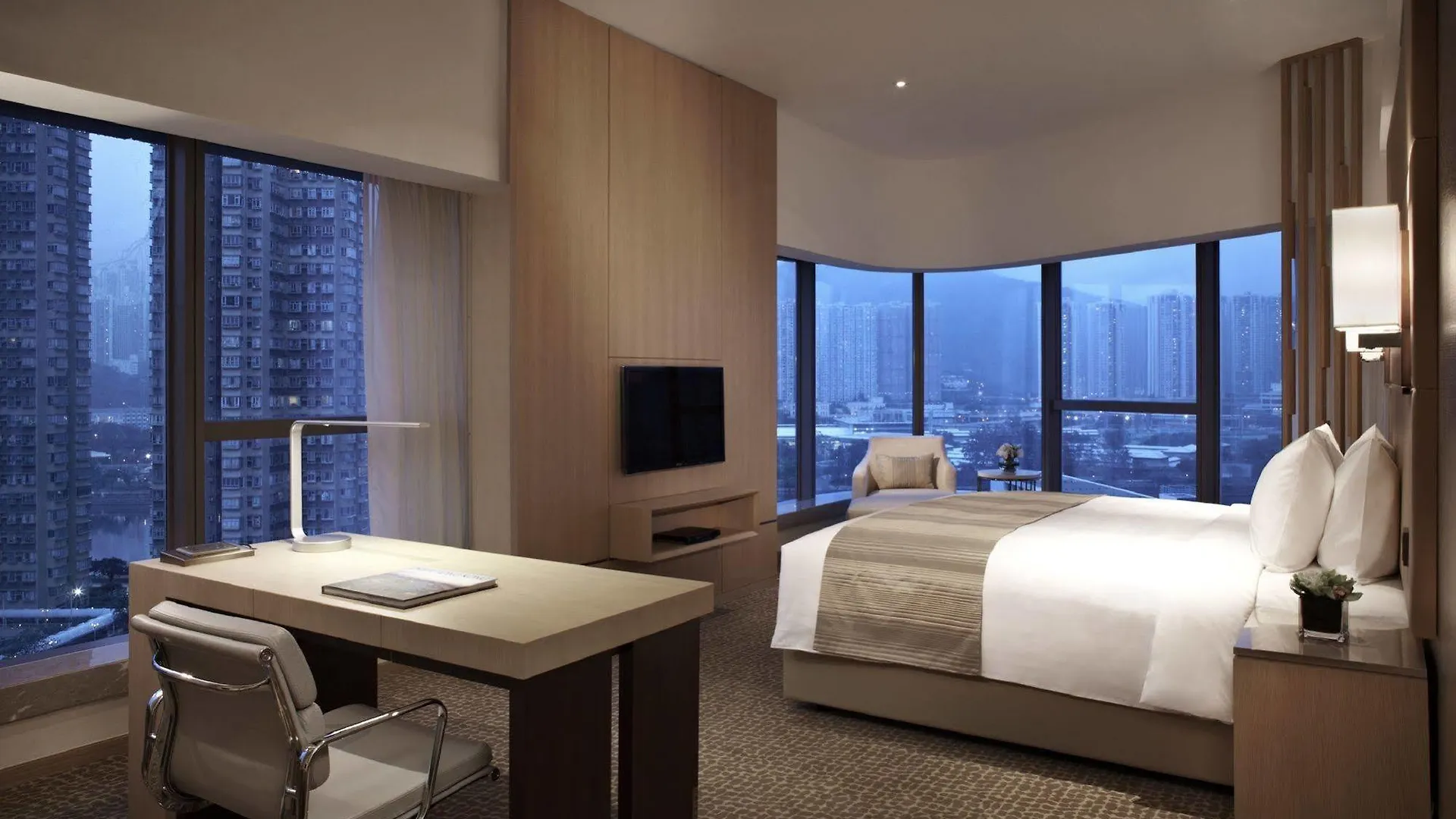 Отель Courtyard By Marriott Hong Kong Sha Tin