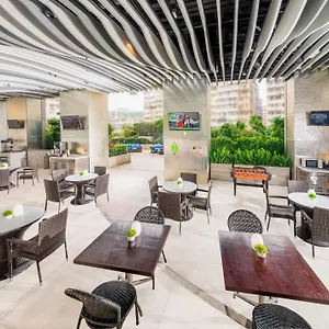 4* Отель Iclub To Kwa Wan